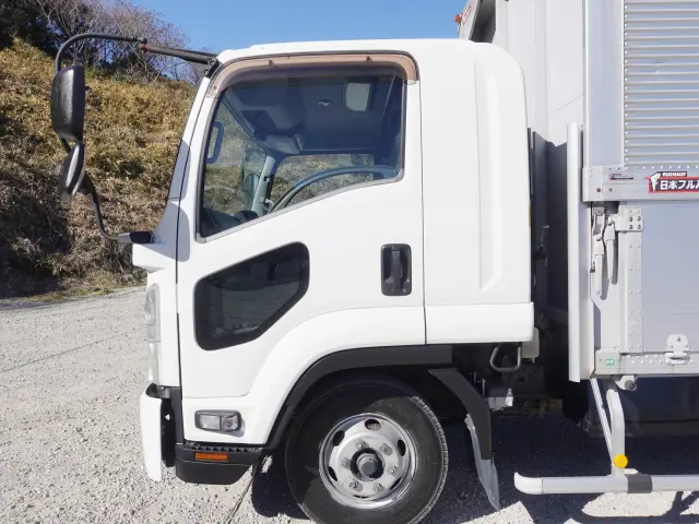 いすゞ フォワード TKG-FRR90S2(2WD)の写真10