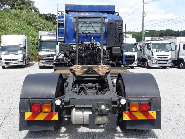 いすゞ ギガ QKG-EXD52BD(2WD)の写真6
