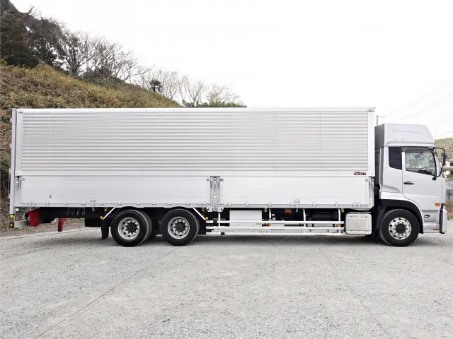 UD クオン QKG-DC5ZA(6x2)の写真7