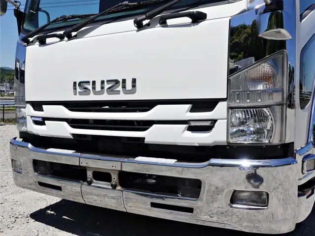 いすゞ フォワード TKG-FRR90T2(2WD)の写真4