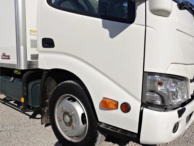 日野 デュトロ 2RG-XZU655M(2WD)の写真7