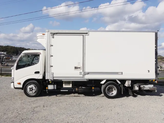 日野 デュトロ 2RG-XZU655M(2WD)の写真13