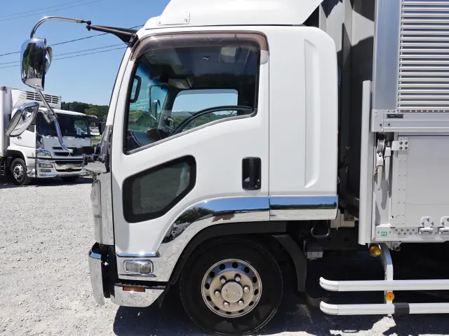 いすゞ フォワード TKG-FRR90T2(2WD)の写真14