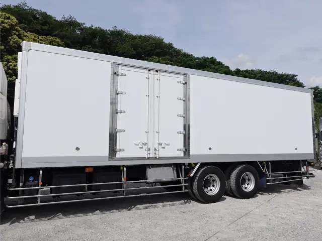 UD クオン 2PG-CD5BA(6x2)の写真14