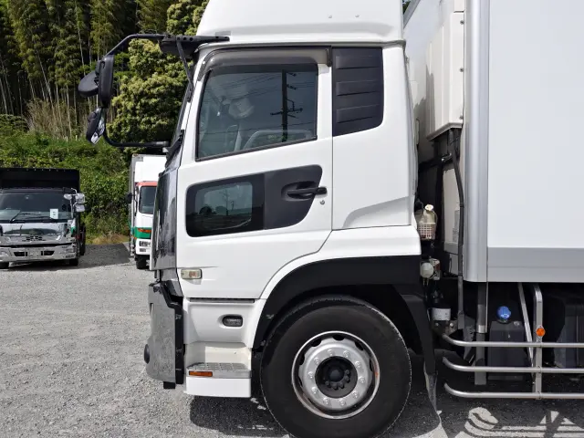 UD クオン 2PG-CD5BA(6x2)の写真16
