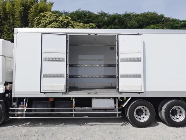 UD クオン 2PG-CD5BA(6x2)の写真17
