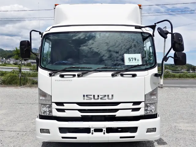 いすゞ フォワード 2RG-FRR90T2(2WD)の写真3