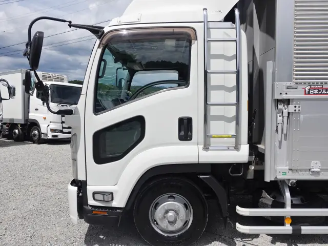 いすゞ フォワード 2RG-FRR90T2(2WD)の写真10