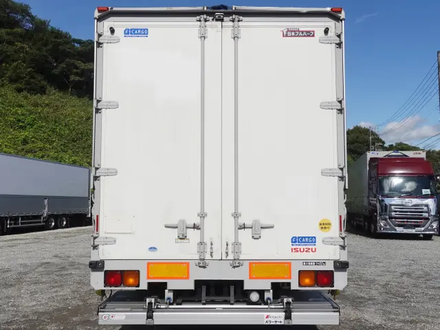 いすゞ フォワード PKG-FSR90S2(2WD)の写真6