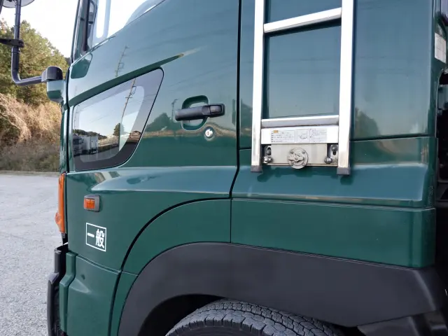 日野 プロフィア KS-FR1EPWA(6x4)の写真13