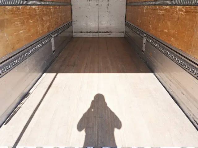 日野 レンジャー TKG-FD9JLAA(2WD)の写真9