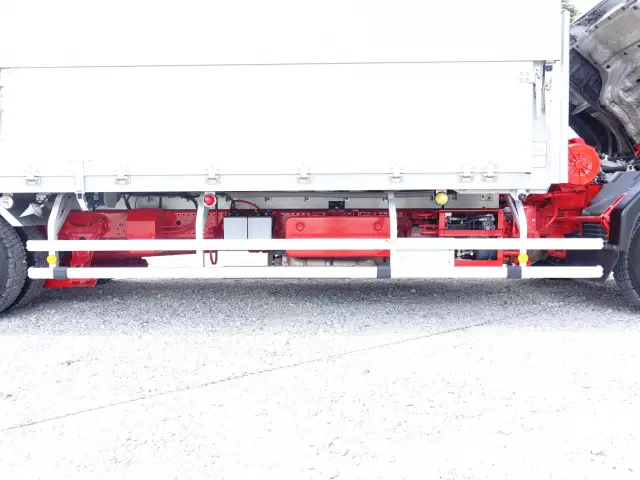 いすゞ フォワード 2RG-FRR90T2(2WD)の写真14