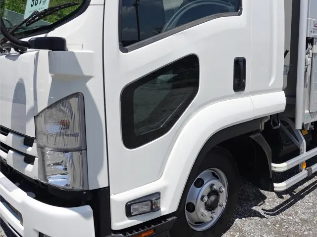 いすゞ フォワード 2RG-FRR90T2(2WD)の写真6