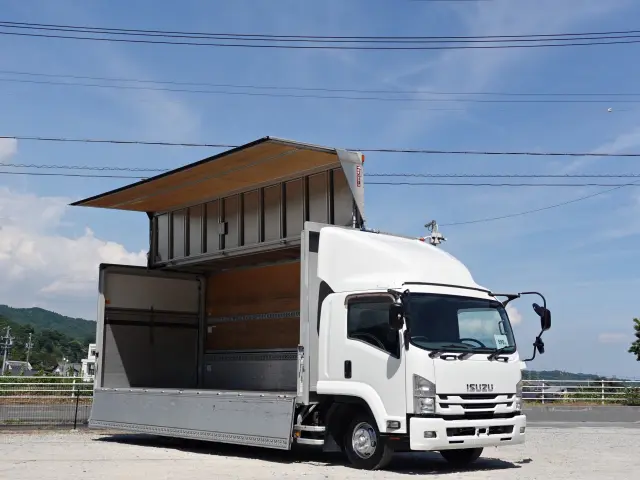 いすゞ フォワード TKG-FRR90T2(2WD)の写真22