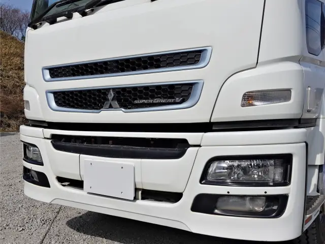 三菱 スーパーグレート QPG-FV60VX(6x4)の写真4