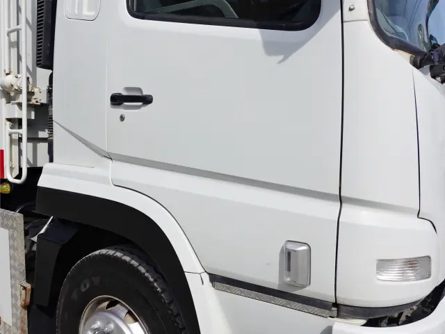 三菱 スーパーグレート QPG-FV60VX(6x4)の写真6