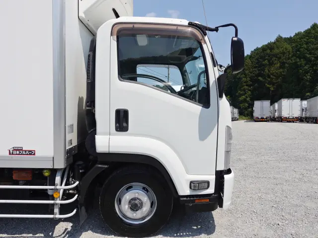 いすゞ フォワード SKG-FSR90T2(2WD)の写真7