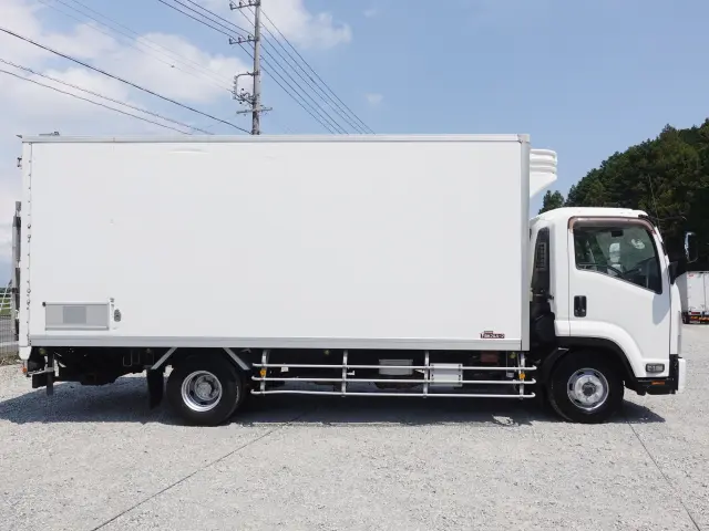 いすゞ フォワード SKG-FSR90T2(2WD)の写真9