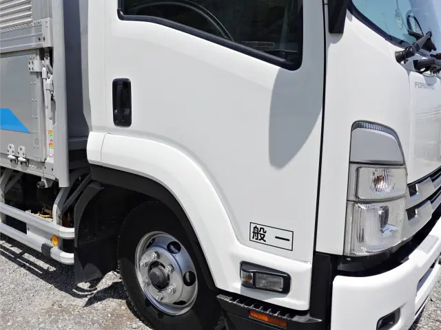 いすゞ フォワード 2RG-FRR90S2(2WD)の写真6