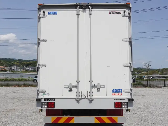 いすゞ フォワード 2RG-FRR90S2(2WD)の写真10