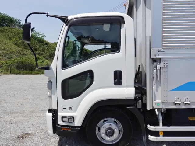いすゞ フォワード 2RG-FRR90S2(2WD)の写真13