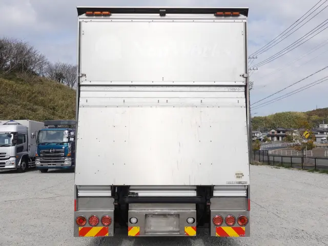 ＵＤ クオン QKG-CG5ZA(8x4)の写真9