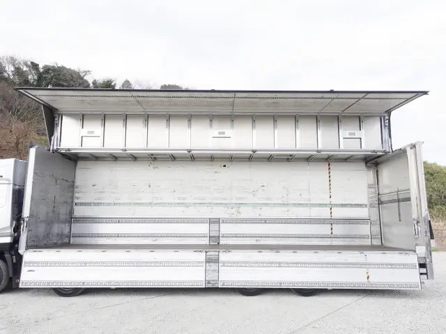 ＵＤ クオン QKG-CG5ZA(8x4)の写真19