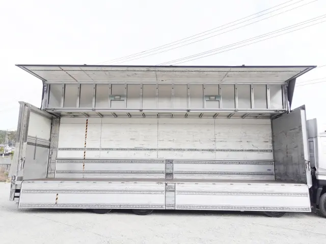 ＵＤ クオン QKG-CG5ZA(8x4)の写真20