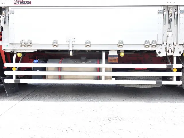 いすゞ ギガ QKG-CXY77AJ(6x4)の写真21