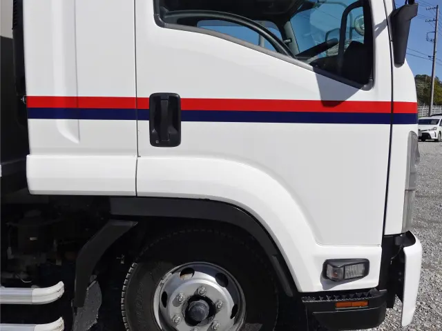 いすゞ フォワード TKG-FRR90T2(2WD)の写真6