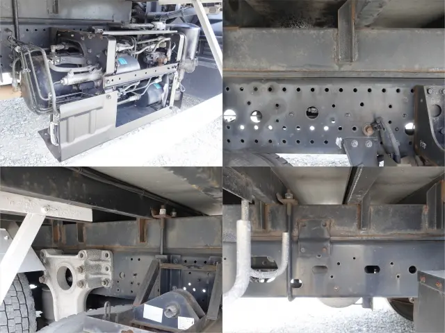 いすゞ フォワード LKG-FTR34T2(2WD)の写真14