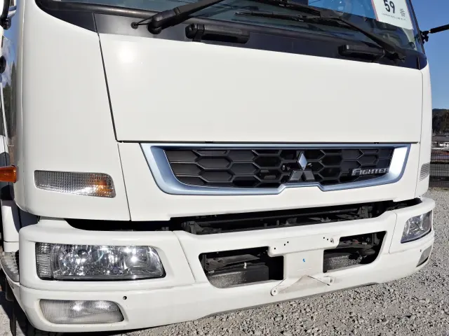 三菱 ファイター 2KG-FK62FY(2WD)の写真5