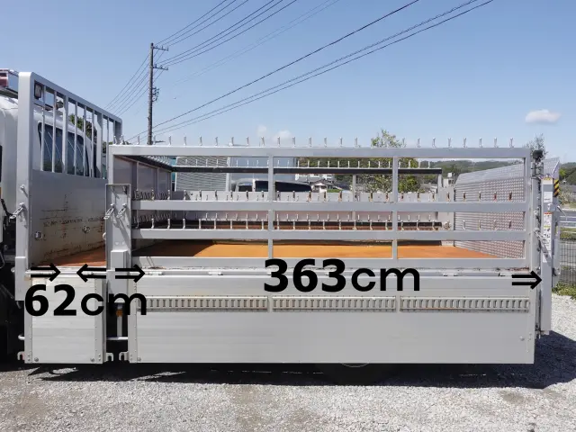 いすゞ フォワード 2RG-FRR90S2(2WD)の写真18