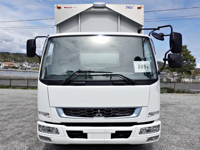 三菱 ファイター 2PG-FK64N(2WD)の写真3