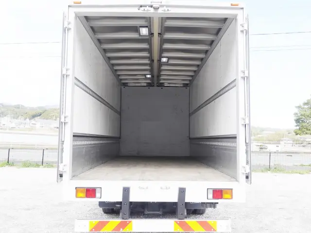 三菱 ファイター 2PG-FK64N(2WD)の写真17