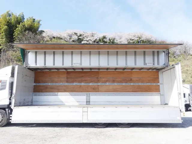 ＵＤ クオン QKG-CD5ZA(2WD)の写真15