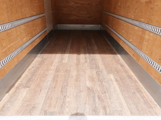 三菱 ファイター TKG-FK71F(2WD)の写真20