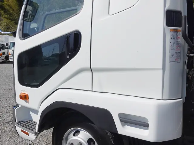 三菱 ファイター 2PG-FK64N(2WD)の写真13