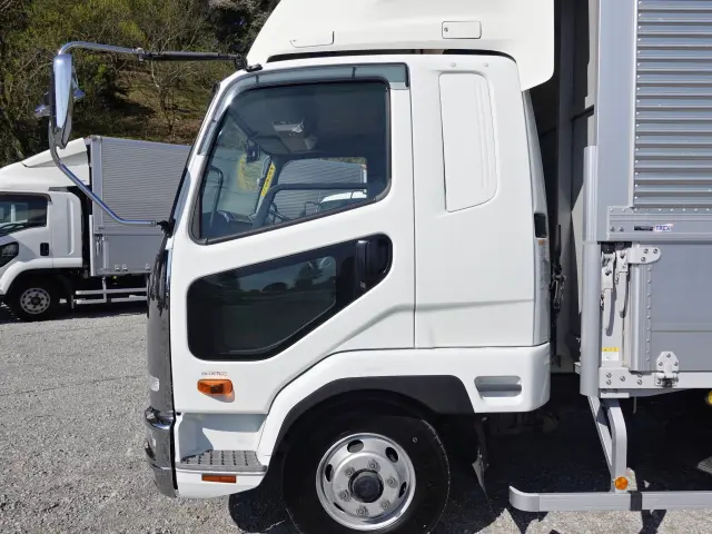 三菱 ファイター 2PG-FK64N(2WD)の写真14