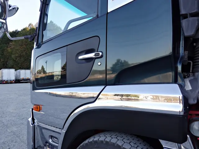 ＵＤ クオン QKG-CD5ZE(6x2)の写真14