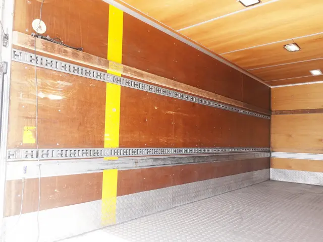 いすゞ フォワード PKG-FRR90S2(2WD)の写真14