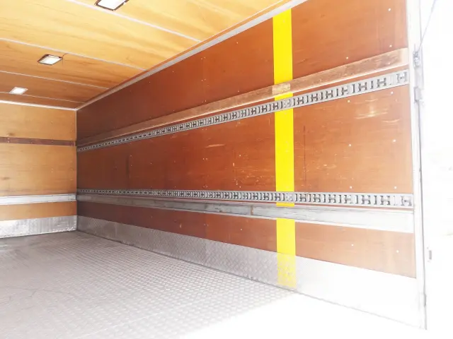 いすゞ フォワード PKG-FRR90S2(2WD)の写真15