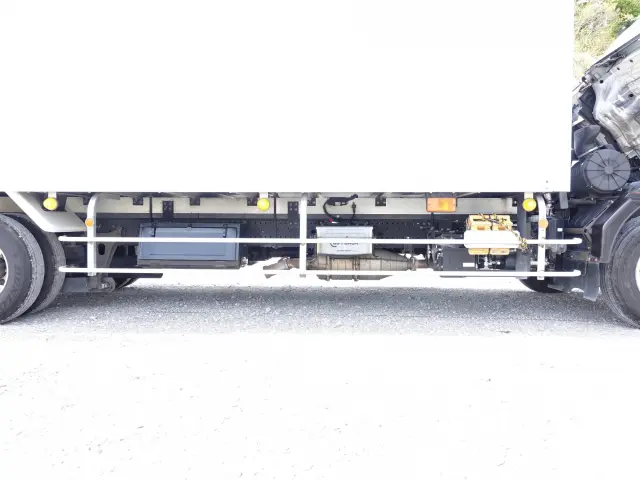 いすゞ フォワード TKG-FRR90T2(2WD)の写真23