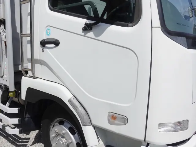 三菱 ファイター PDG-FK75FZ(2WD)の写真6