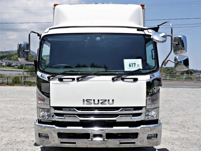 いすゞ フォワード 2RG-FRR90T2(2WD)の写真3