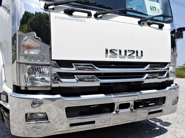 いすゞ フォワード 2RG-FRR90T2(2WD)の写真5