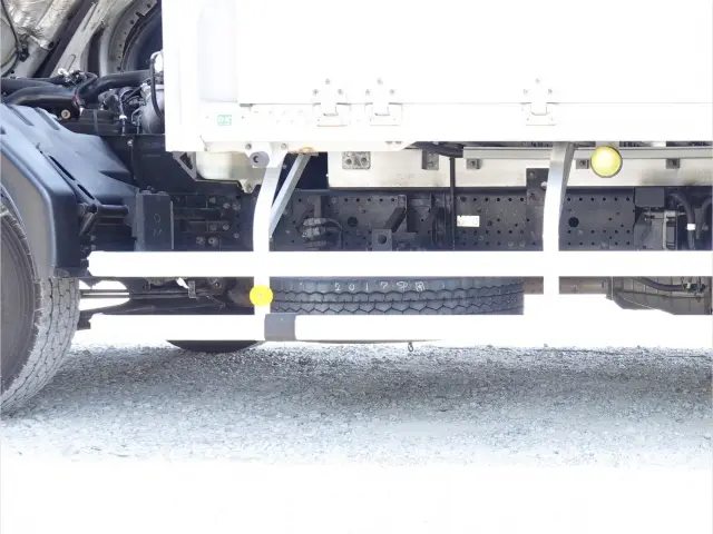 いすゞ フォワード 2RG-FRR90T2(2WD)の写真23
