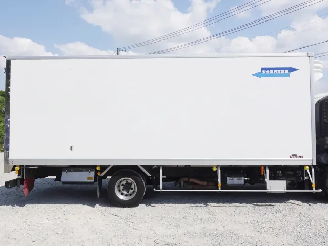 日野 レンジャー 2KG-FC2ABG(2WD)の写真9