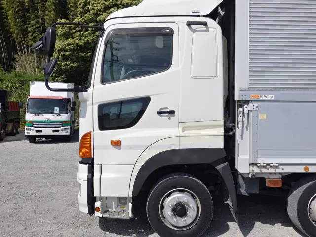日野 プロフィア QKG-FW1EXBG(8x4)の写真13