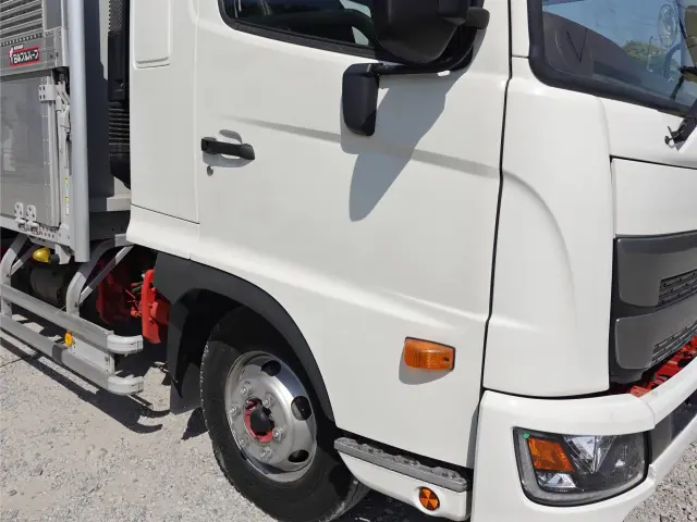 日野 レンジャー 2KG-FD2ABG(2WD)の写真6